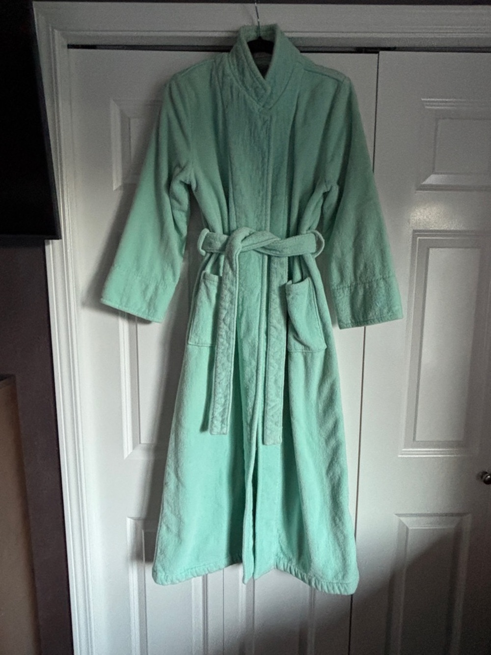 Vintage 90s Perry Ellis Mint Green Plush Bath Robe with Belt
